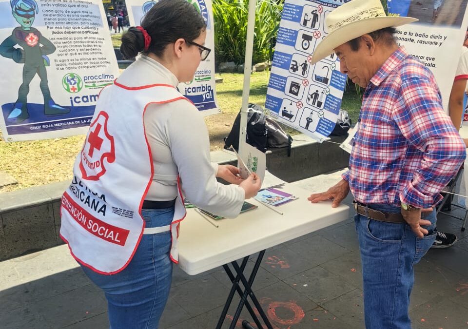 Juventinos realizan actividades en apoyo al medio ambiente